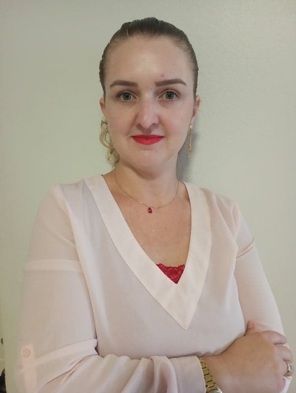 Jóyce Schuler, psicólogo qualificado