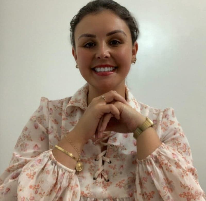 Stéphanie Cristina Conte, psicólogo qualificado